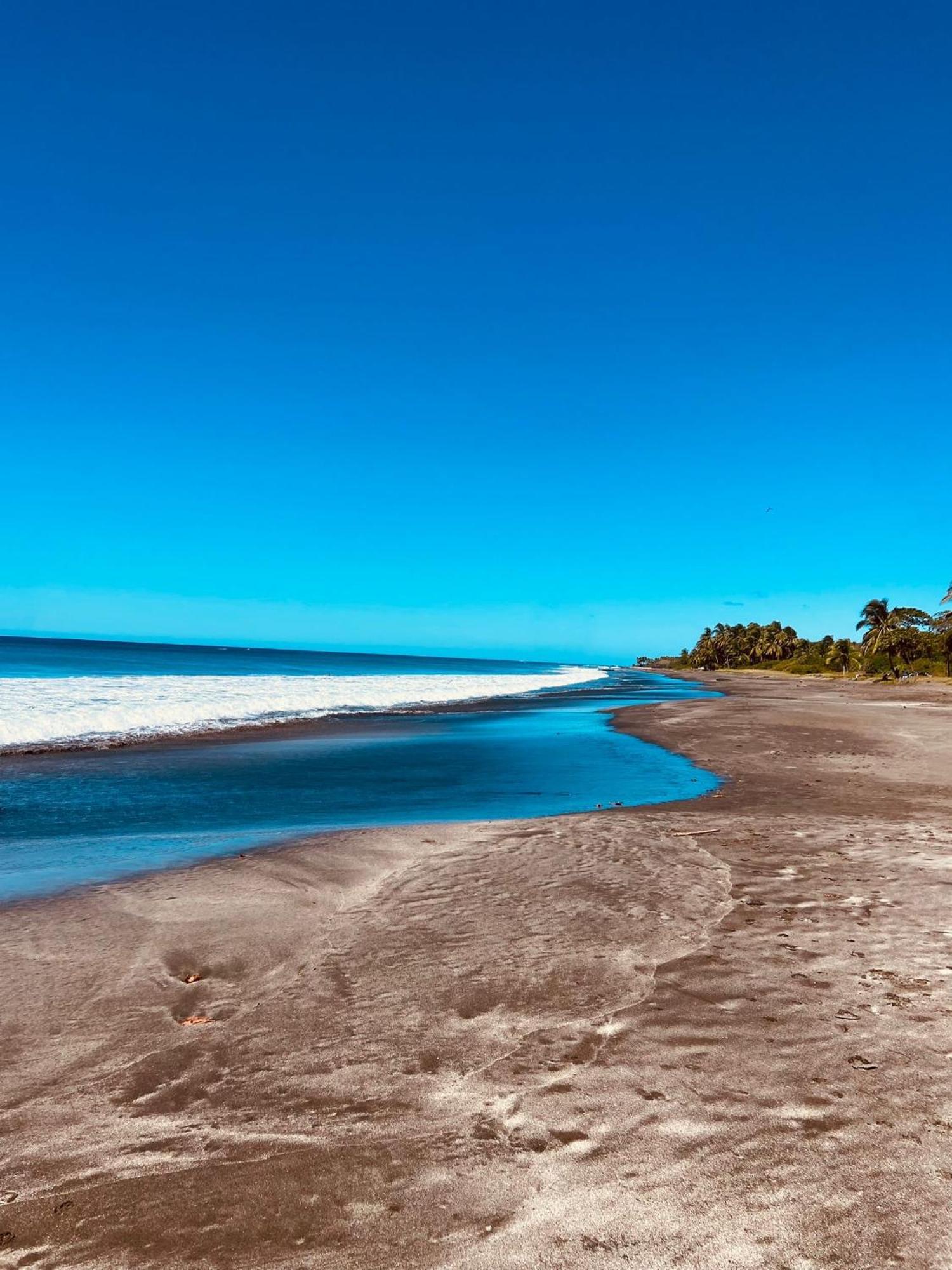 Hotel Hibiscus Cabina 4 Playa Junquillal Bagian luar foto